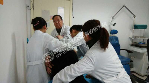 小小耳石捣乱,中大医生轻松解除眩晕